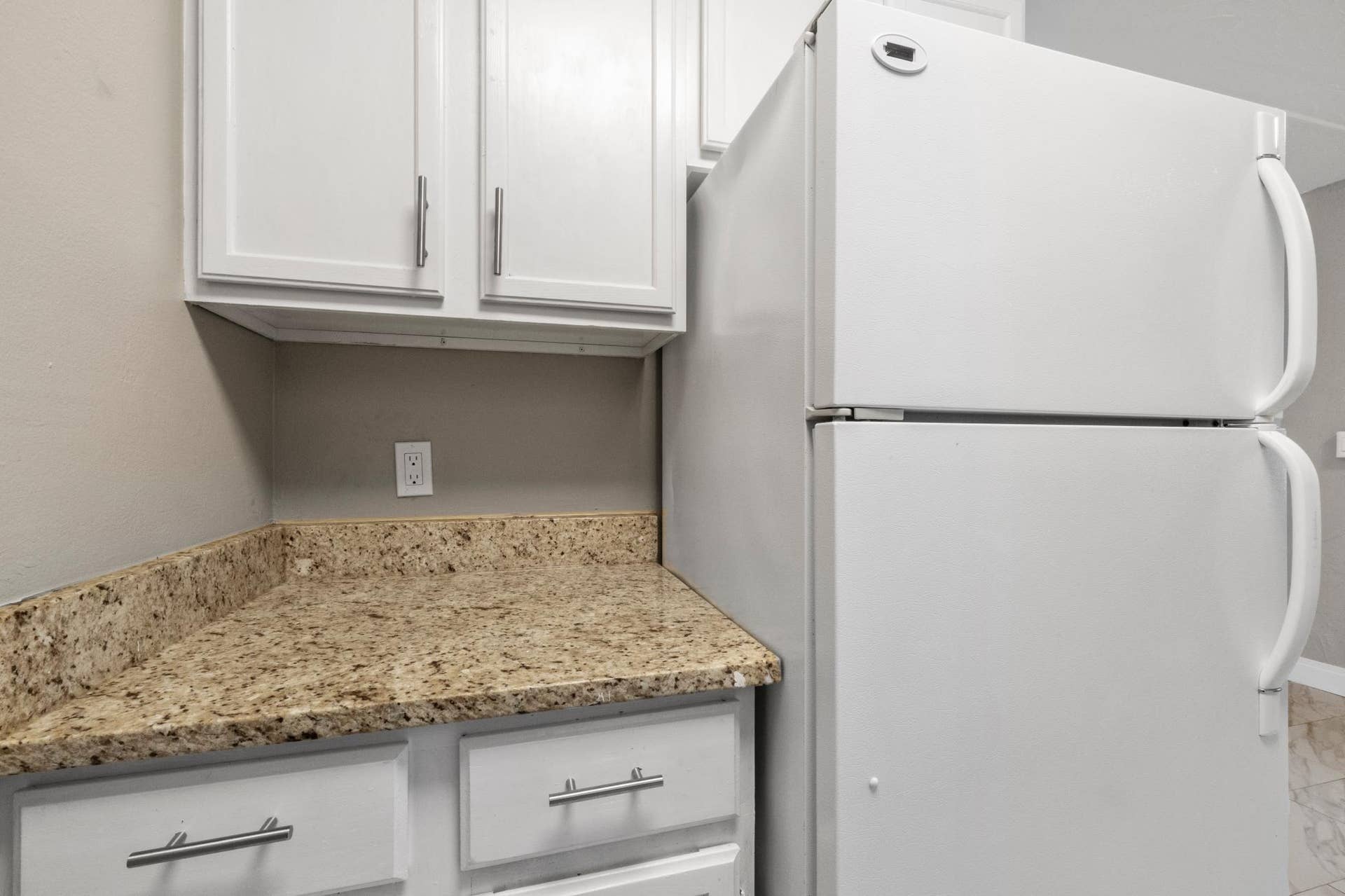1531 American Boulevard E, #101, Bloomington, MN 55425 1531 American Boulevard E, #101, Bloomington, MN 55425