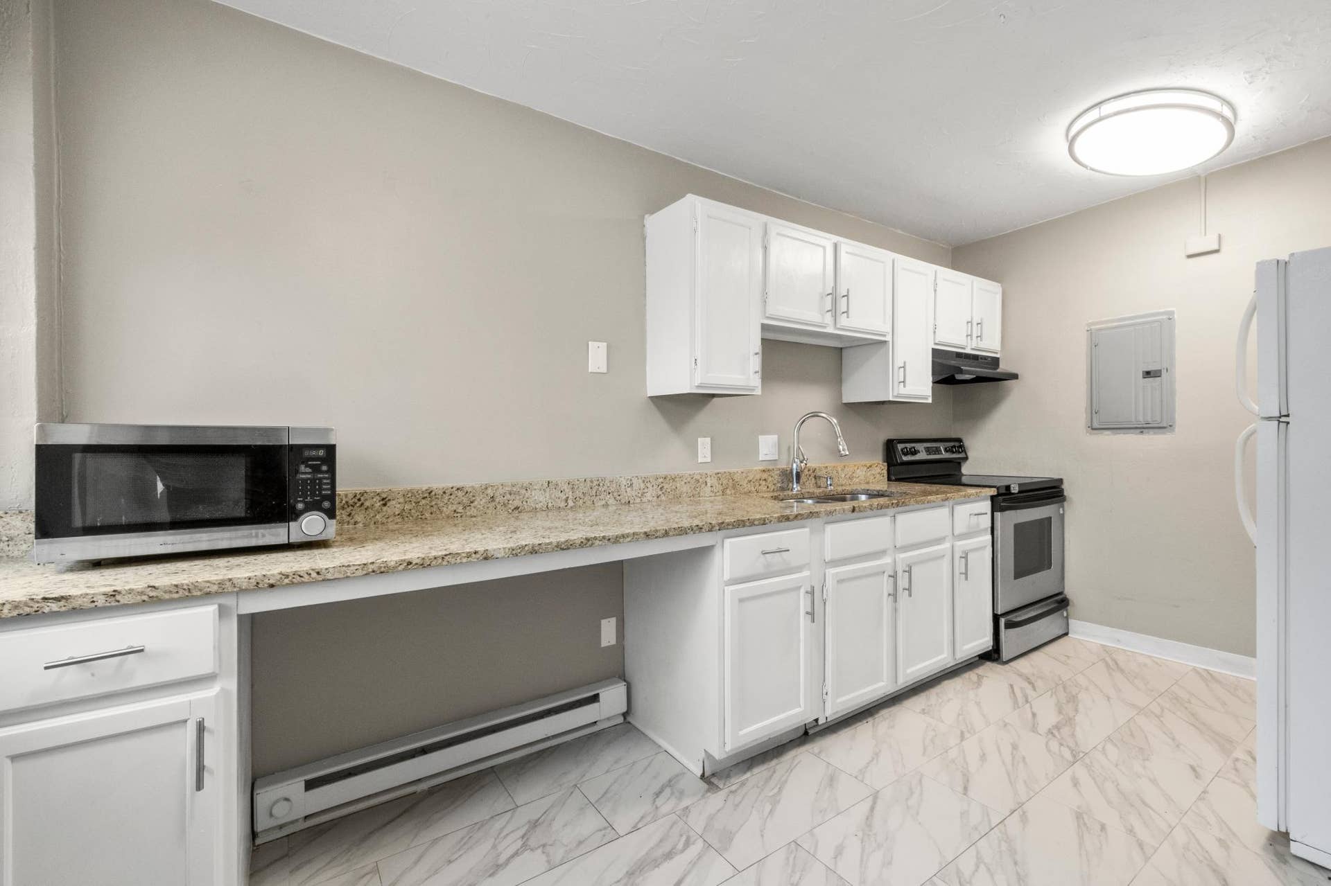 1531 American Boulevard E, #101, Bloomington, MN 55425 1531 American Boulevard E, #101, Bloomington, MN 55425