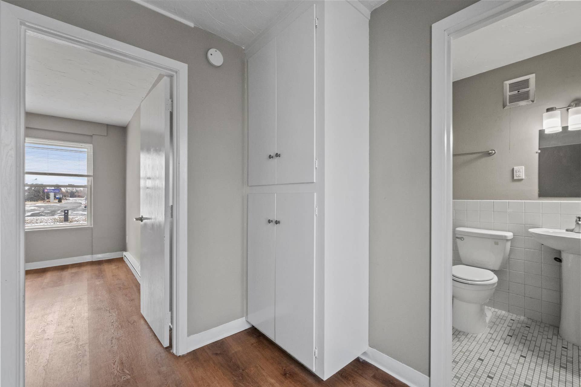 1531 American Boulevard E, #101, Bloomington, MN 55425 1531 American Boulevard E, #101, Bloomington, MN 55425