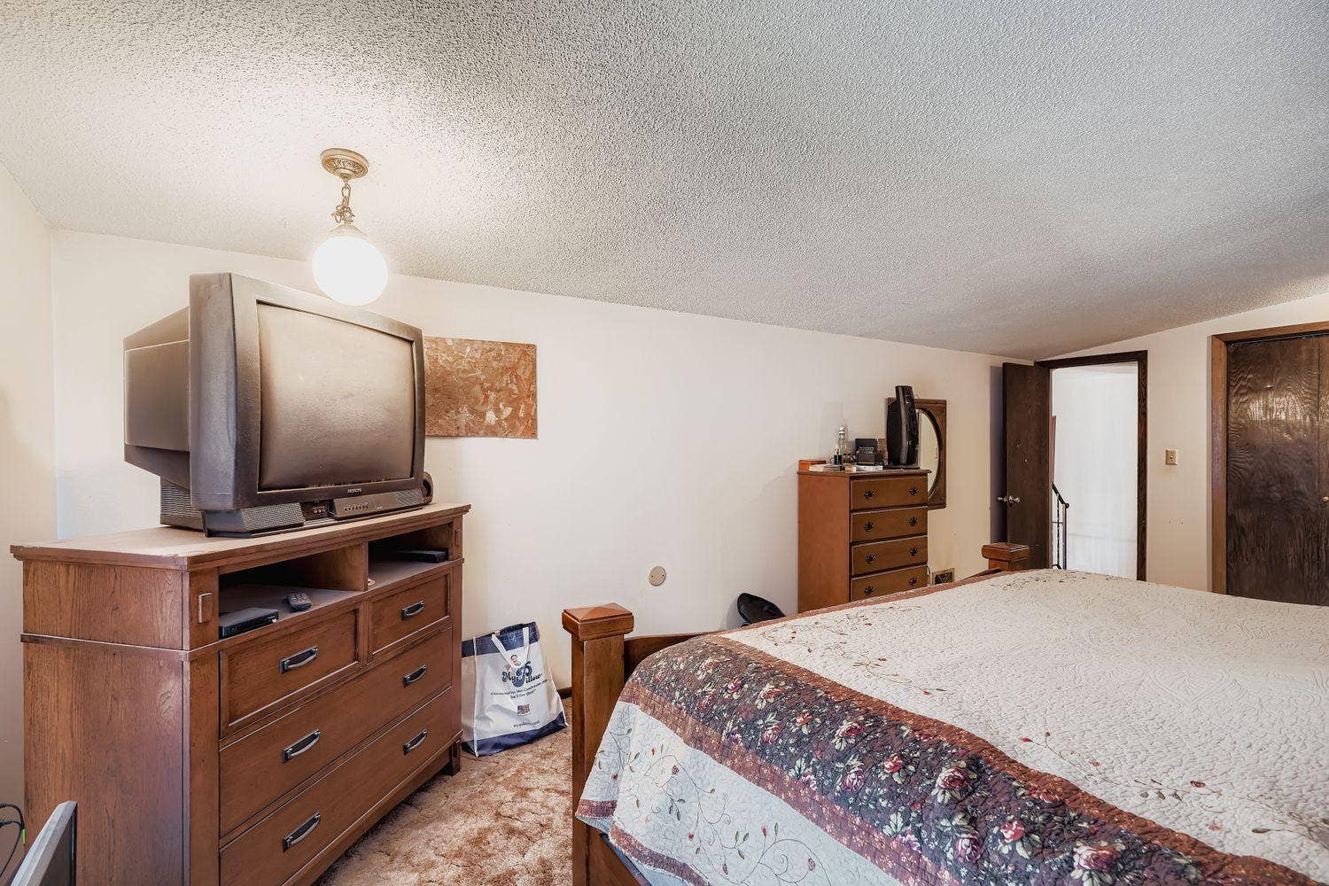 1745 Primary Bedroom