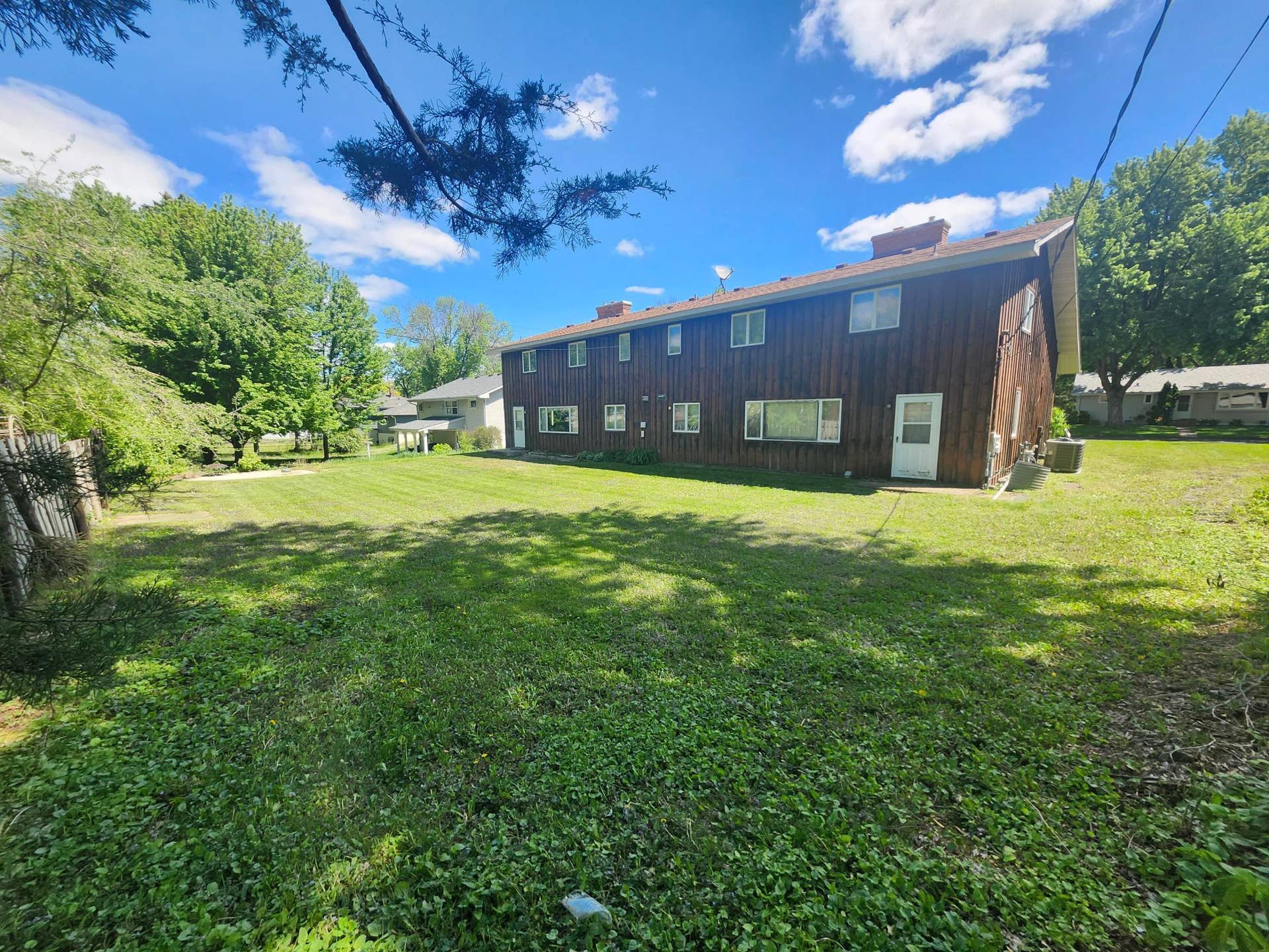 1745 Duluth Street, Maplewood, MN 55109