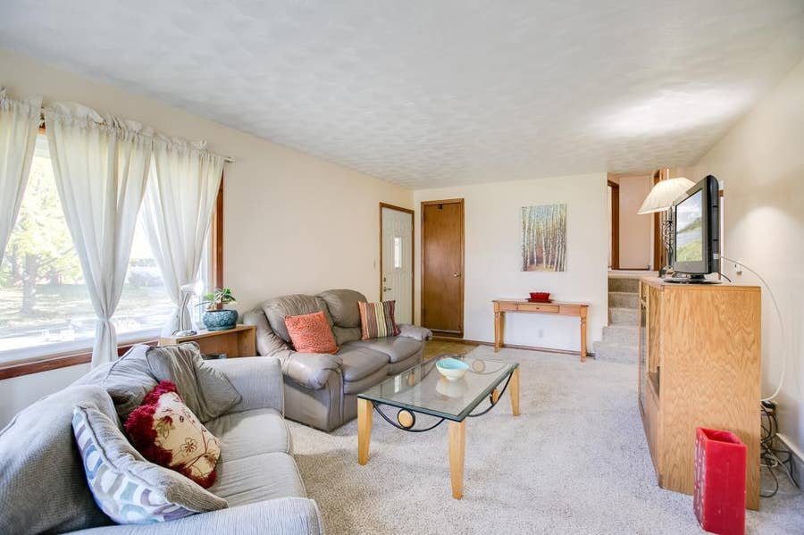 Property photo for 2625 Southlawn Drive, Maplewood, MN