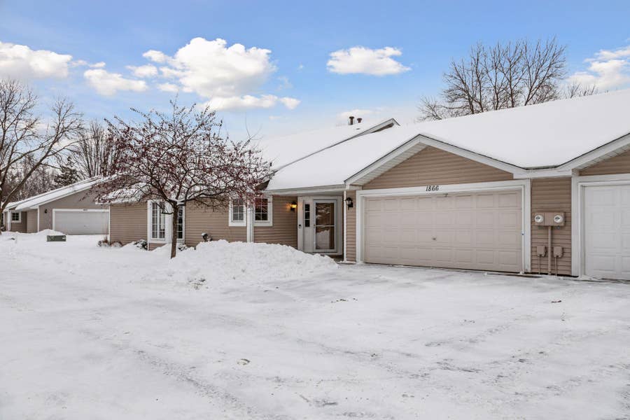 Property photo for 1866 Granite Avenue N, Oakdale, MN