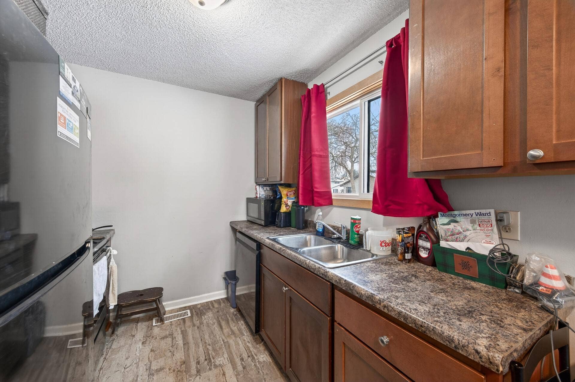 6530 83rd Court N, Brooklyn Park, MN 55445 11_6530_83rd_Court_N11_mls.jpg