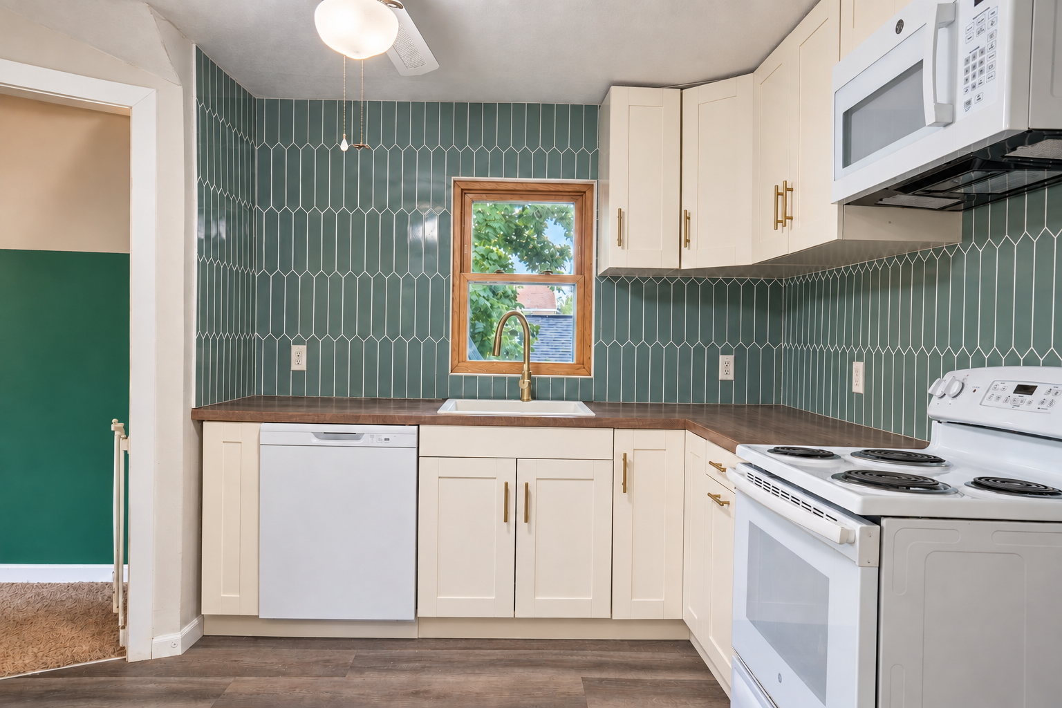 530 4th Street, Green Isle, MN 55338 10.png