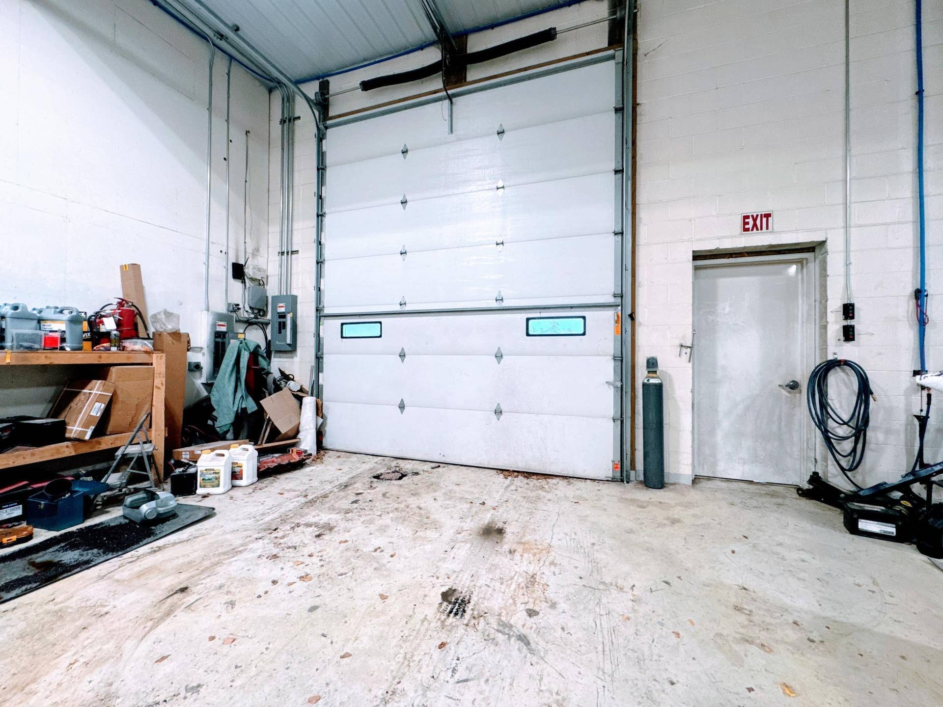 29347 US 2, Bemidji, MN 56601 Inside shop single door.