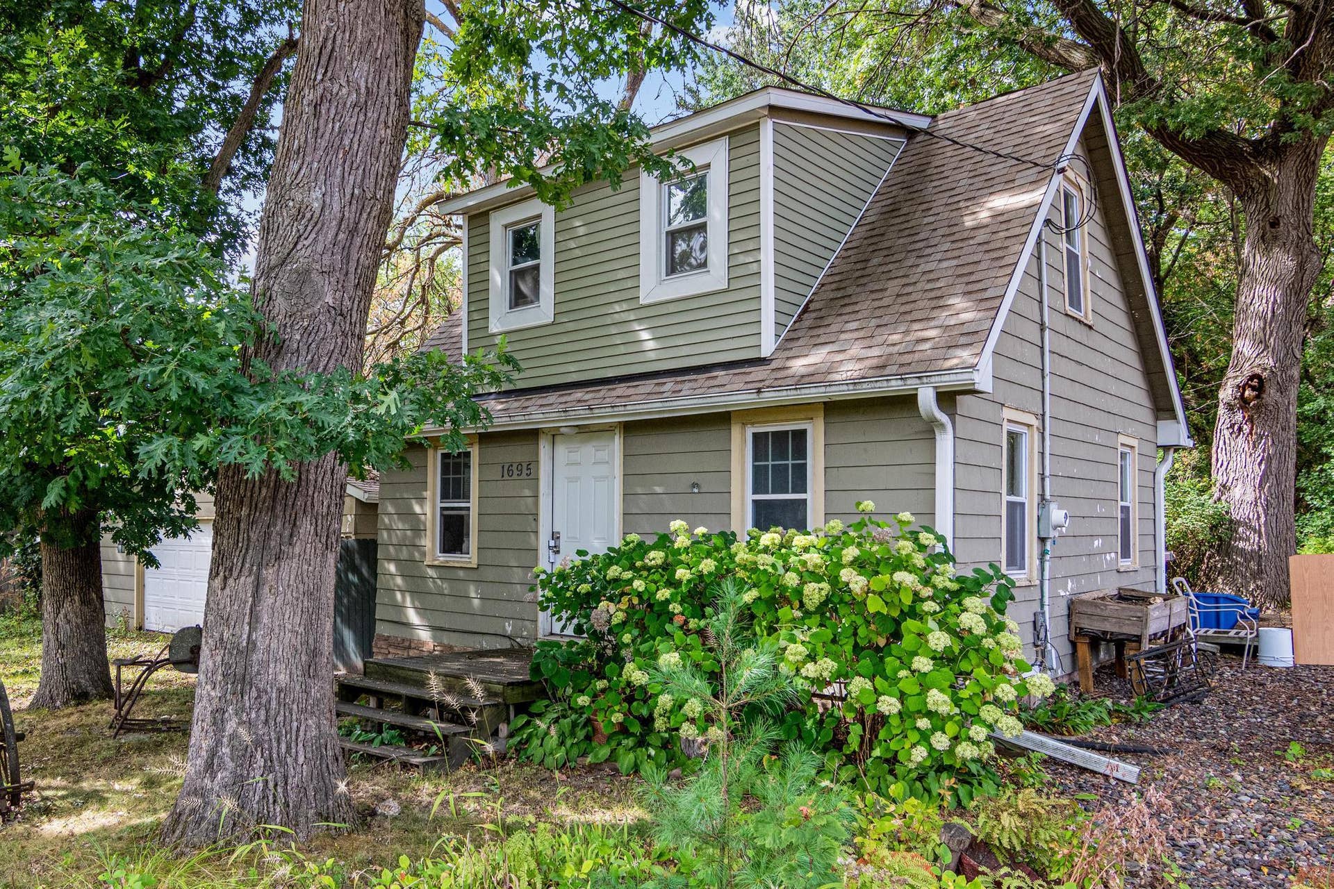 1709/1695 Mcknight Road N, Maplewood, MN 55109 1695-1701 McKnight Road-9.jpg