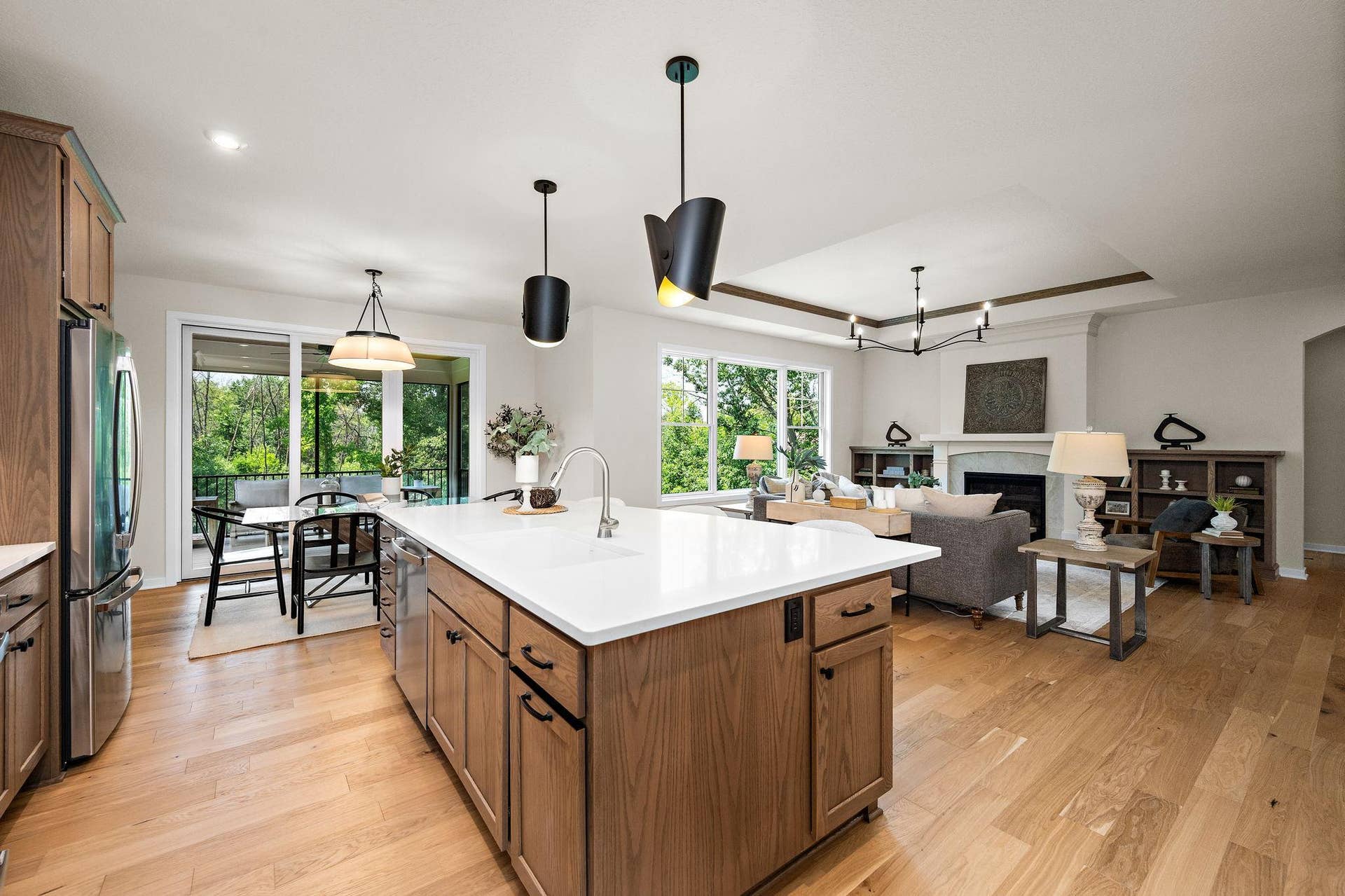 8-web-or-mls-13728-enfield-ave-n.jpg