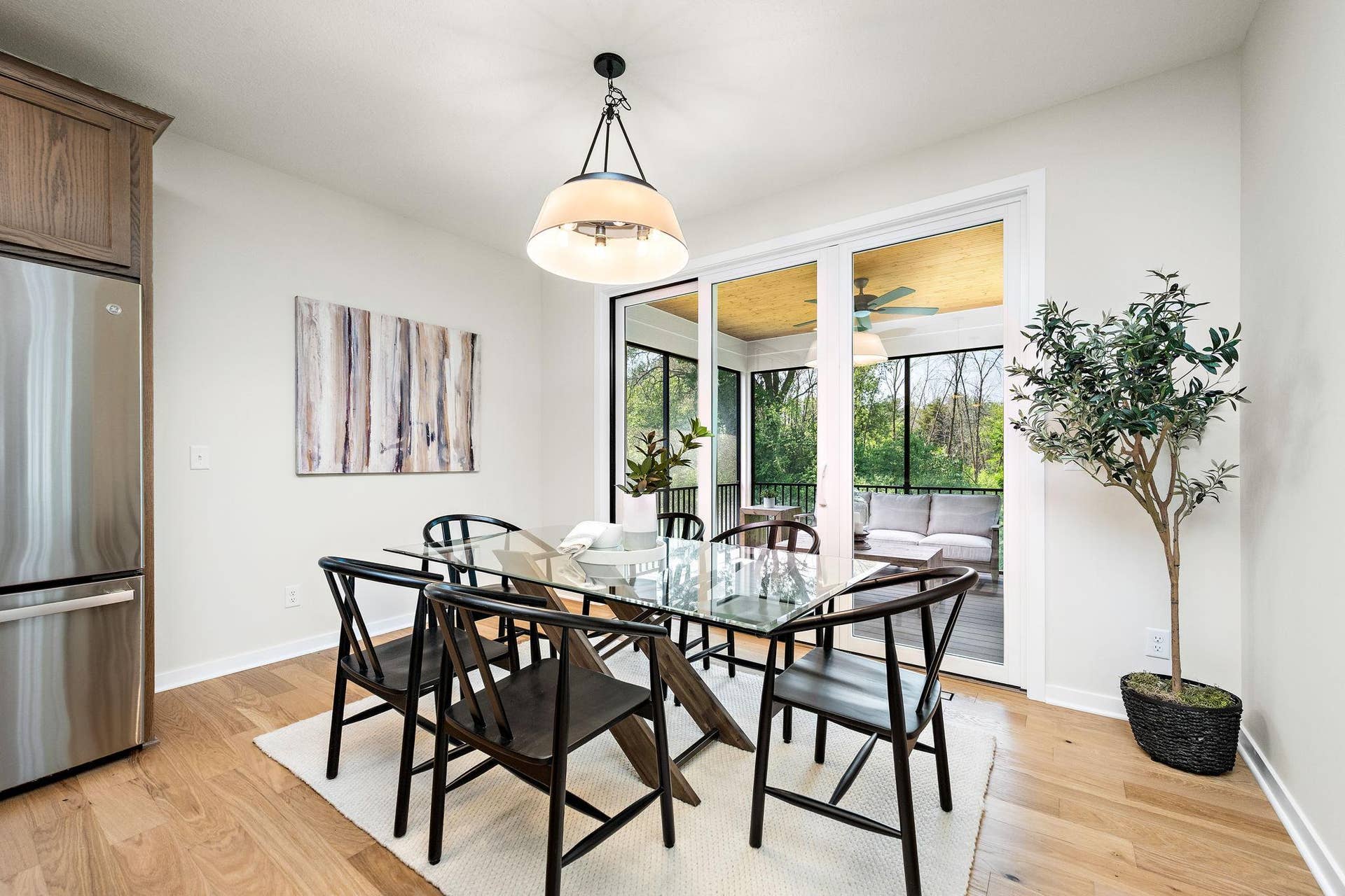 10-web-or-mls-13728-enfield-ave-n.jpg