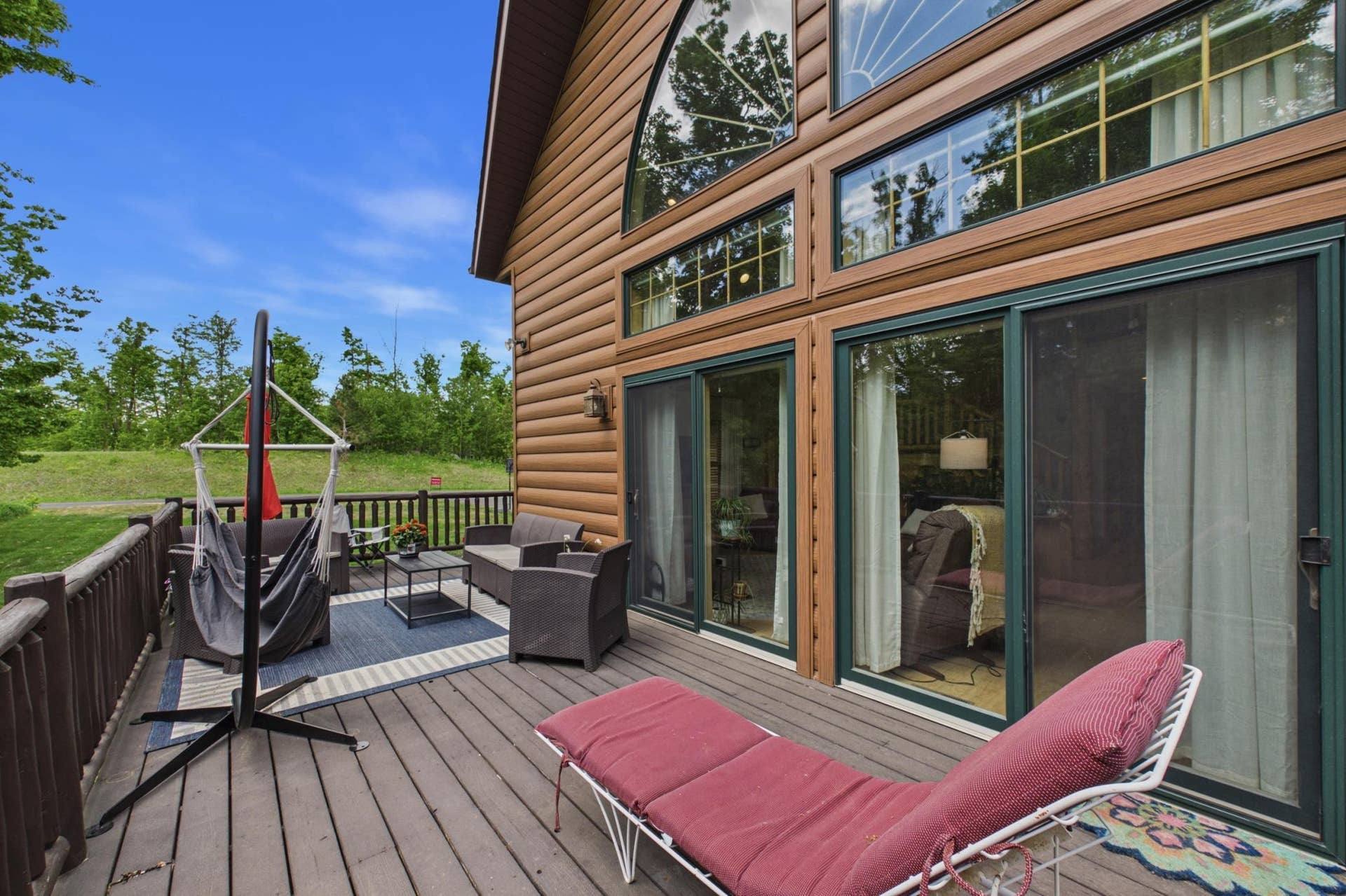 454 Wagon Wheel Drive SE, #17, Bemidji, MN 56601 Attached main level deck