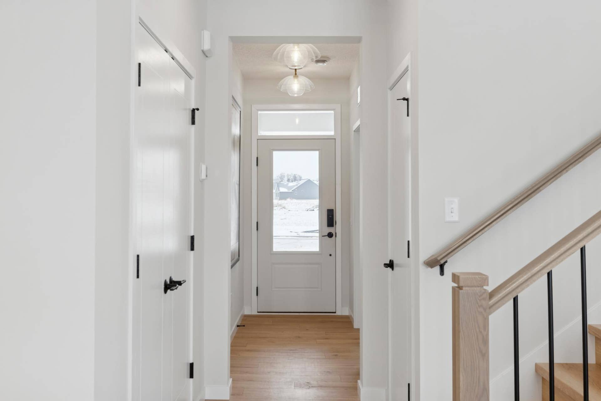3480 Knightsbridge Trail N, Lake Elmo, MN 55042 Foyer