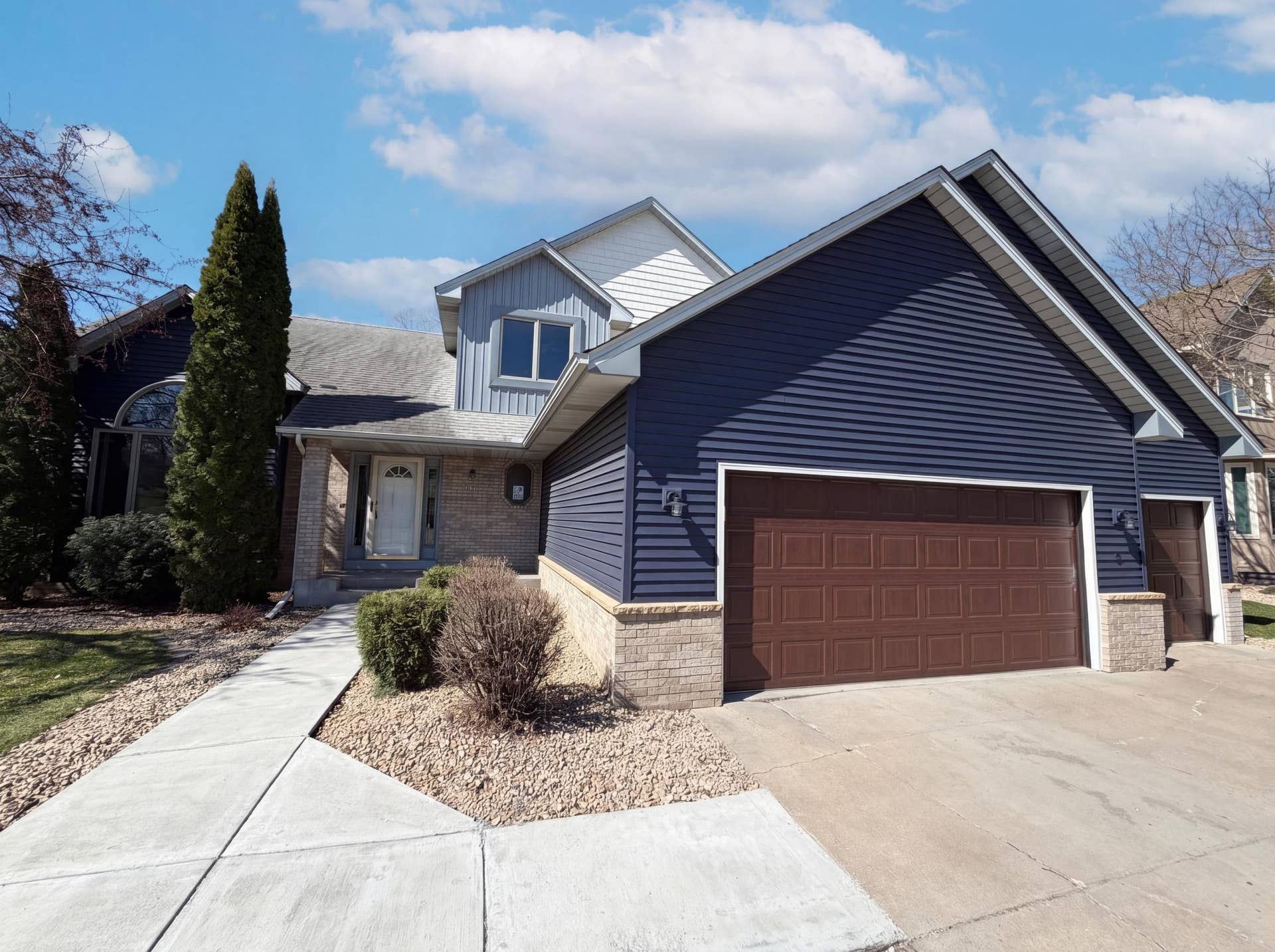 8433 Upland Lane N, Maple Grove, MN 55311 photo_01.jpg