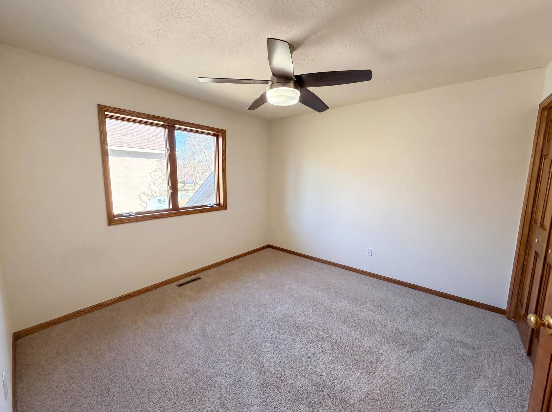 8433 Upland Lane N, Maple Grove, MN 55311 photo_24.jpg