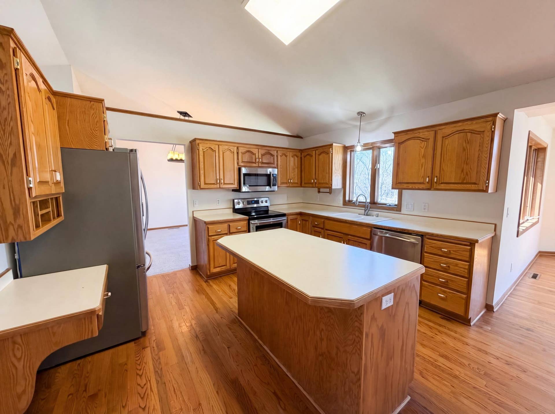 8433 Upland Lane N, Maple Grove, MN 55311 photo_15.jpg