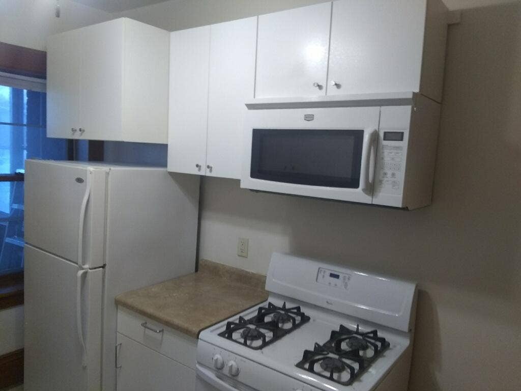 609 Portland Avenue, 101, Saint Paul, MN 55102 Unit 4 - Upper Lvl - Kitchen