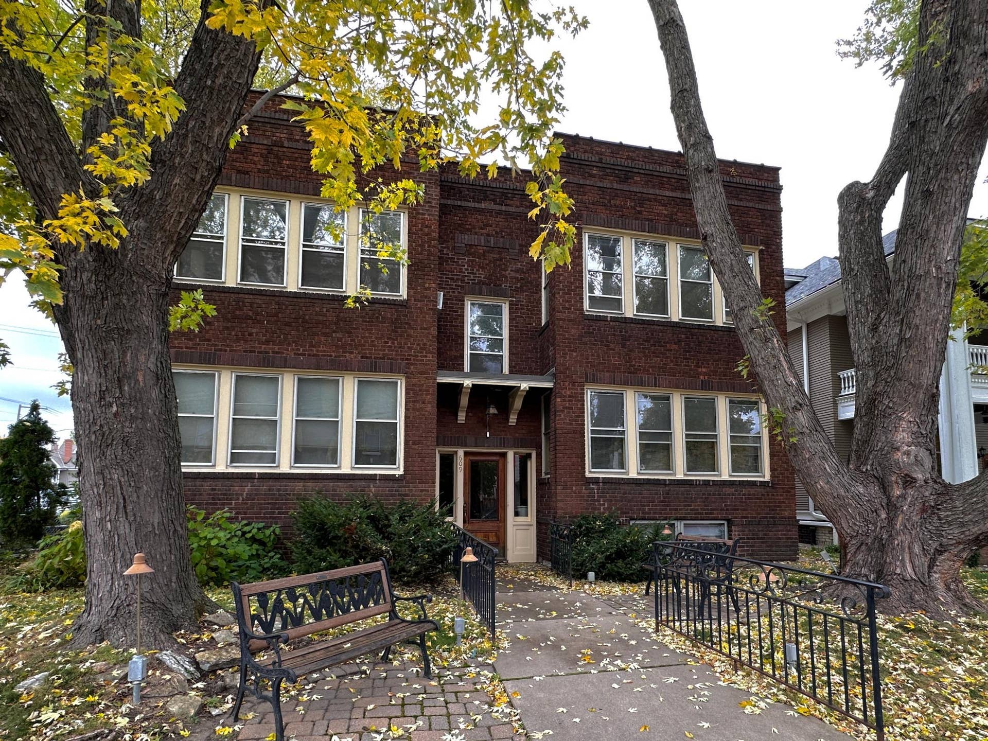 609 Portland Avenue, 101, Saint Paul, MN 55102 609 Portland Avenue, 101, Saint Paul, MN 55102
