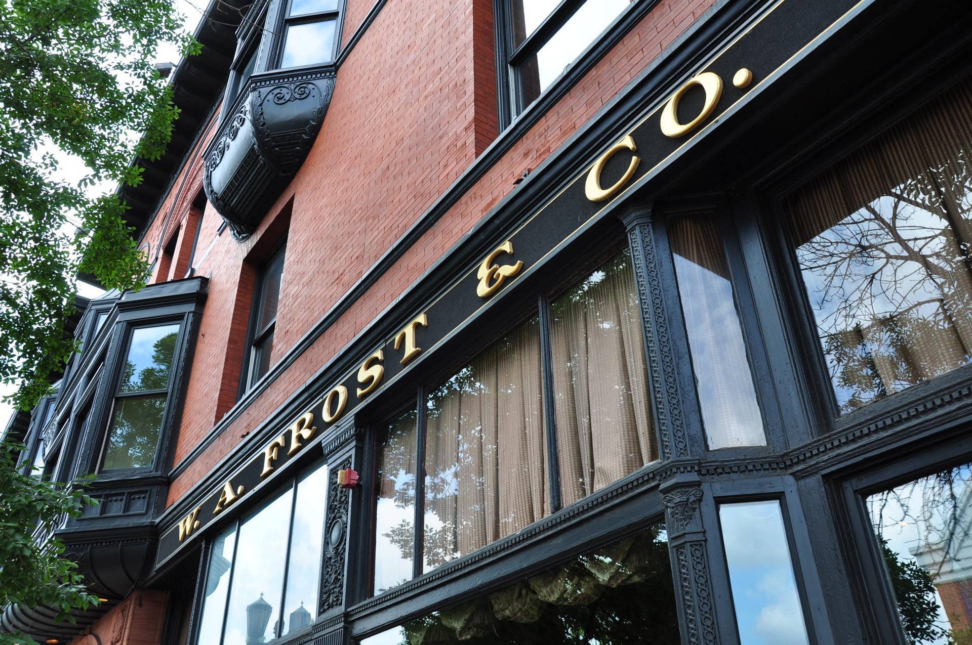 609 Portland Avenue, 101, Saint Paul, MN 55102 W.A. Frost Restaurant