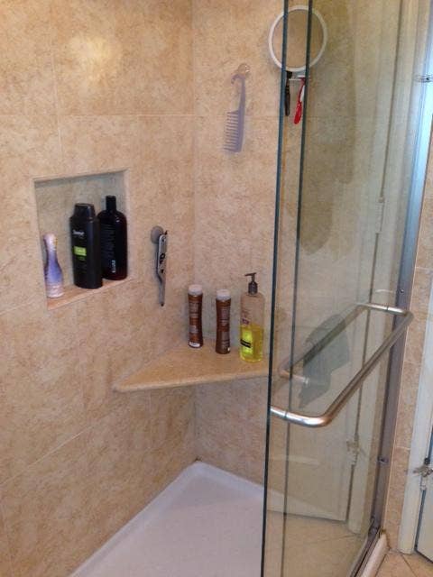 609 Portland Avenue, 101, Saint Paul, MN 55102 Unit 3 - Upper Lvl - Bath