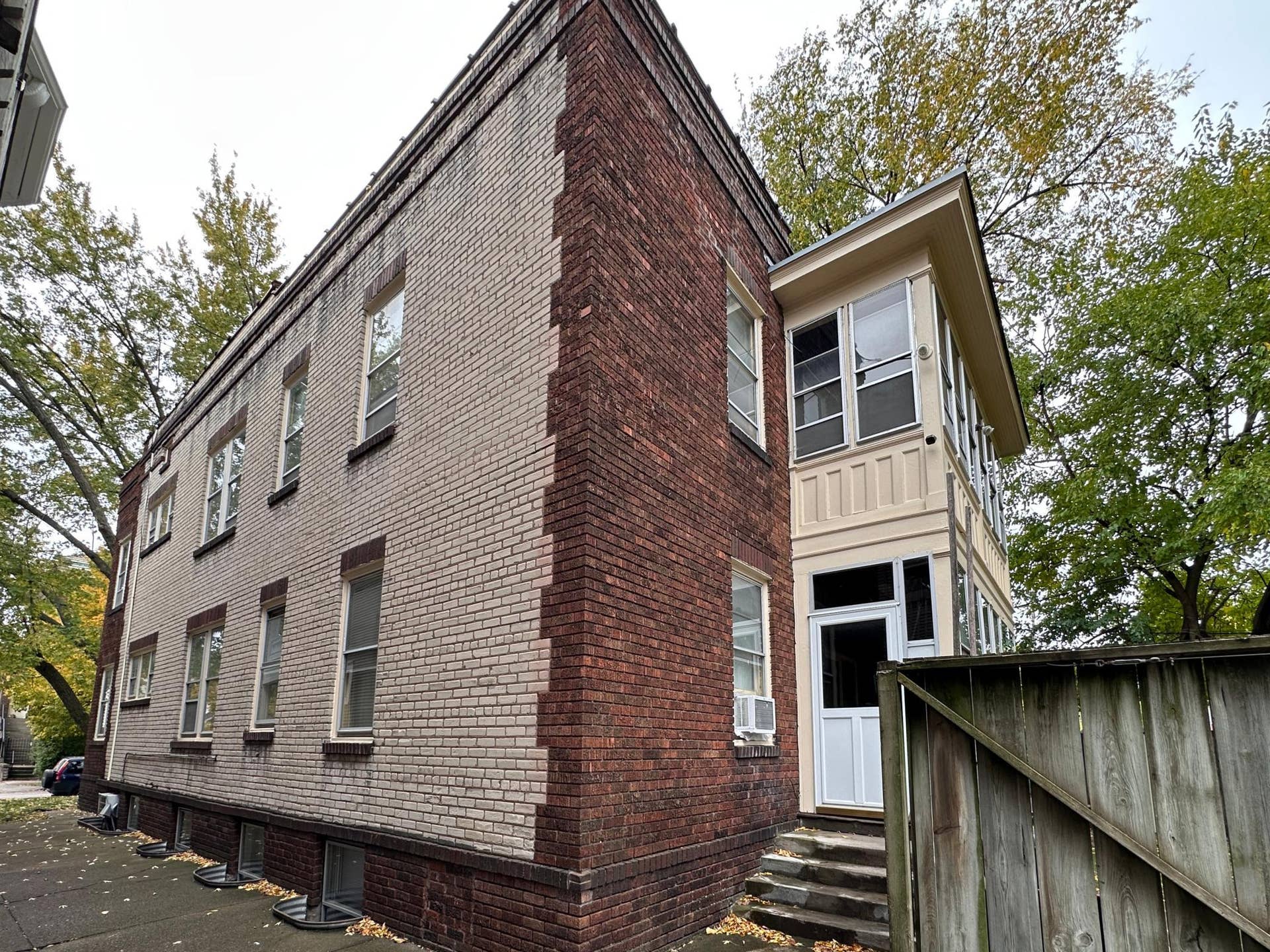 609 Portland Avenue, 101, Saint Paul, MN 55102 609 Portland Avenue, 101, Saint Paul, MN 55102
