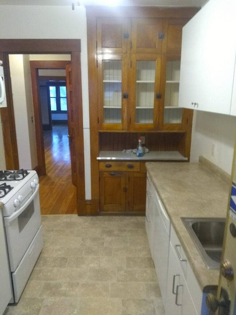 609 Portland Avenue, 101, Saint Paul, MN 55102 Unit 4 - Upper Lvl - Kitchen