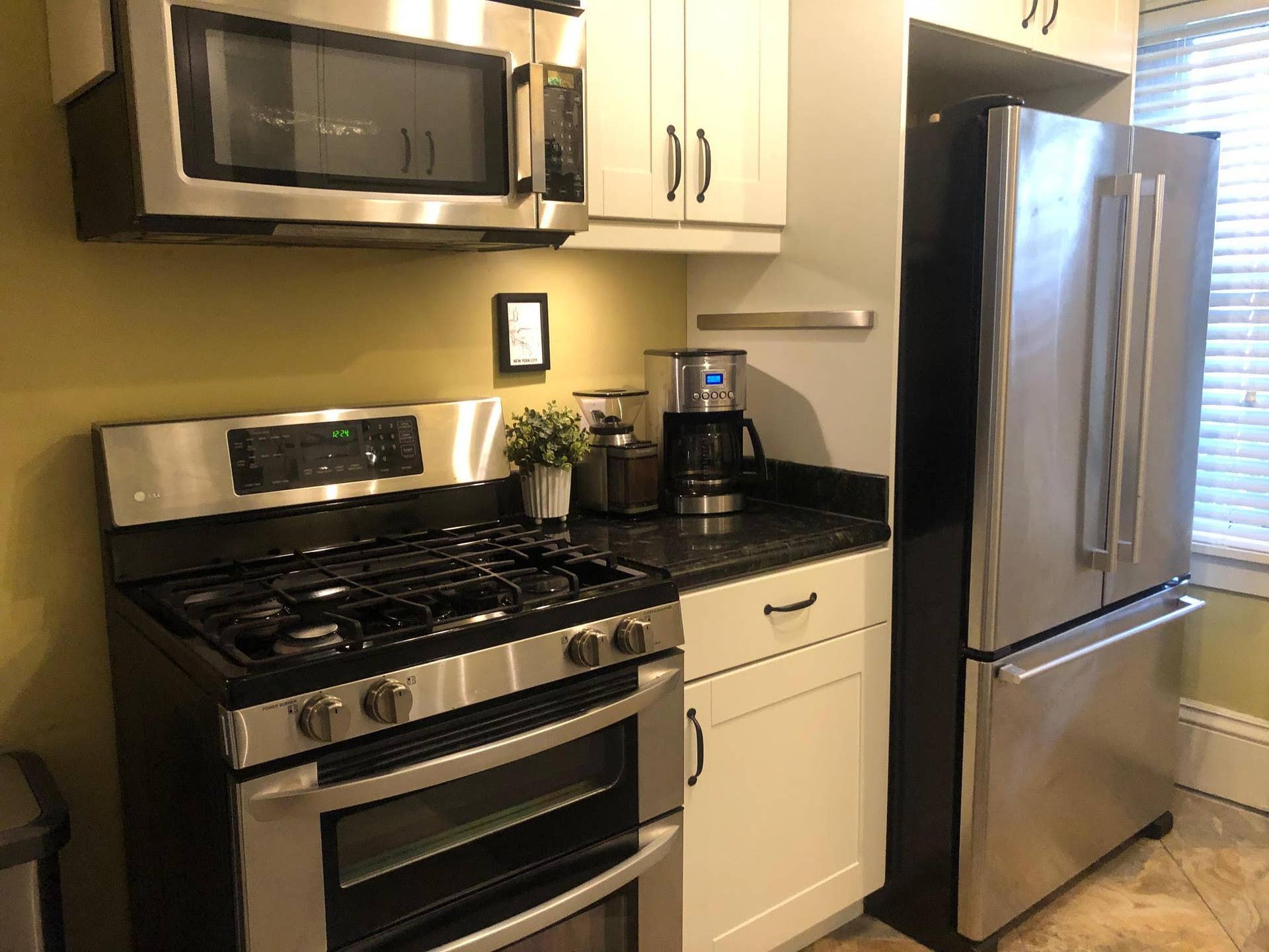 609 Portland Avenue, 101, Saint Paul, MN 55102 Unit 3 - Upper Lvl - Kitchen