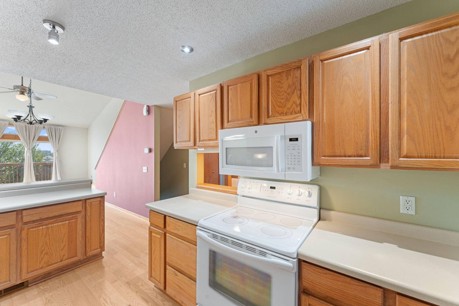 1802 McKinley Street NE, 87, Minneapolis, MN 55418 07.jpg