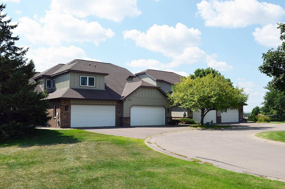 1802 McKinley Street NE, 87, Minneapolis, MN 55418 front_main.jpg