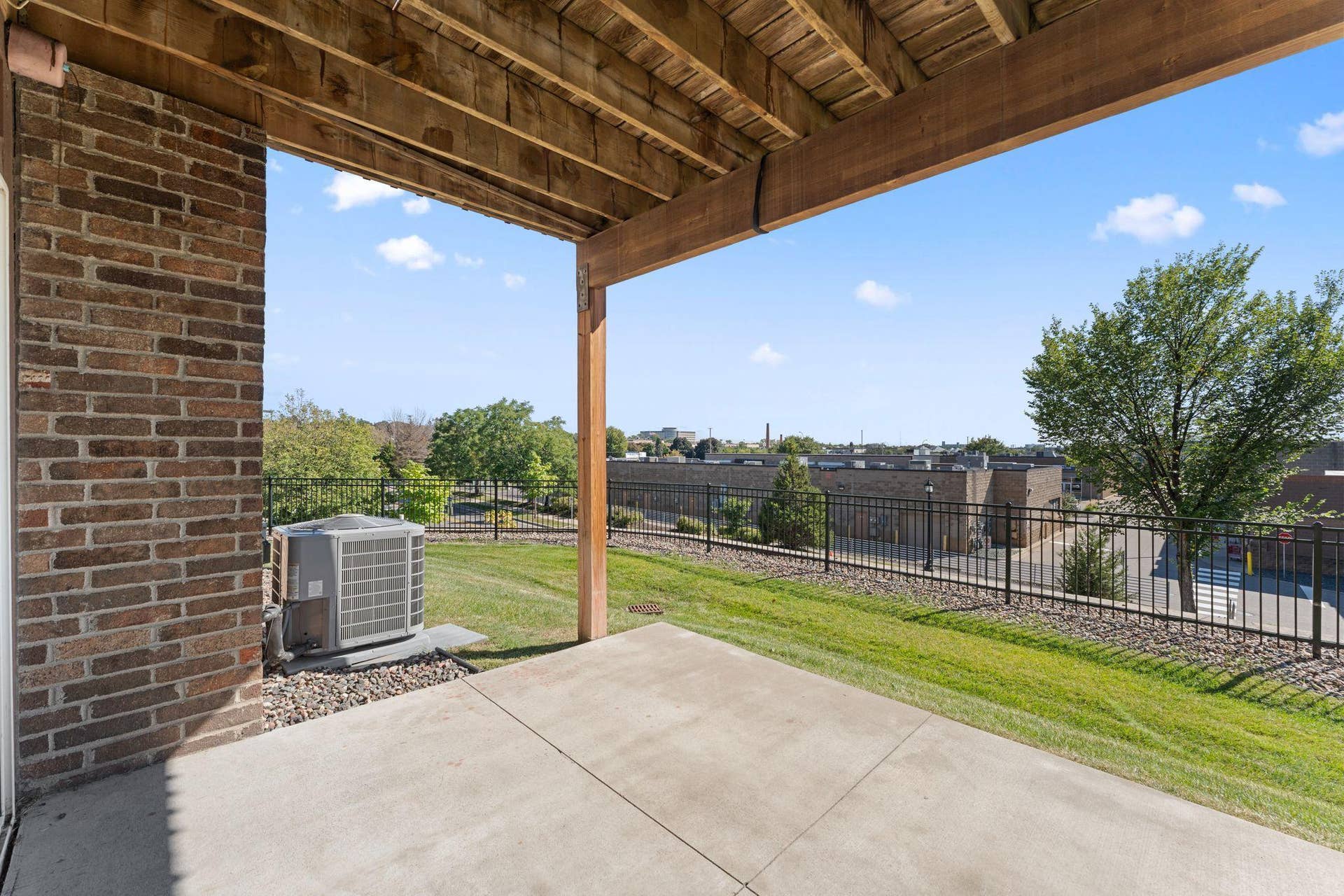 1802 McKinley Street NE, 87, Minneapolis, MN 55418 03.jpg