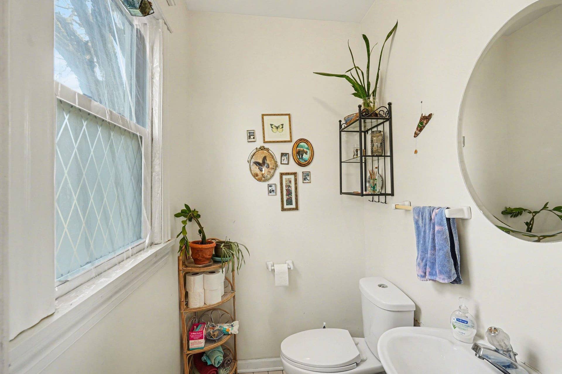 1636-1638 Minnehaha Avenue W, 93, Saint Paul, MN 55104 008_file_7484.jpg