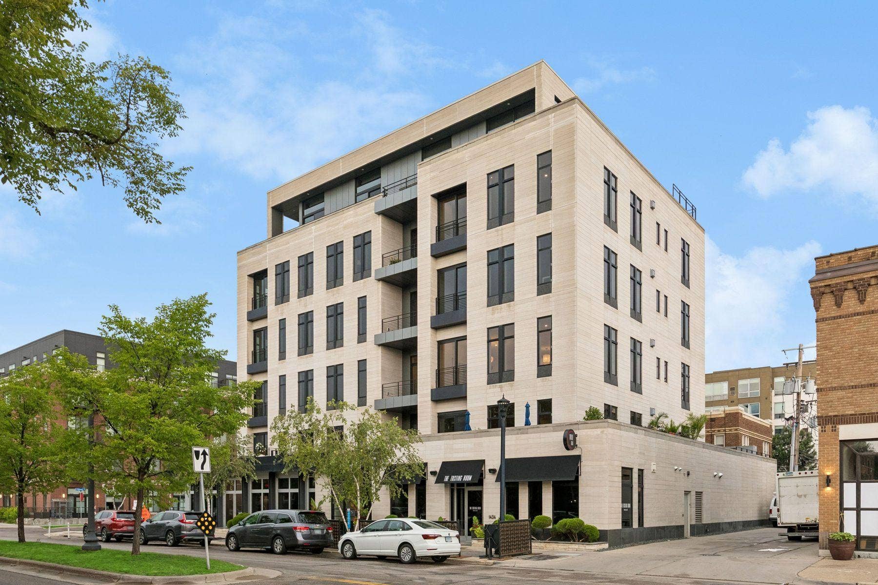 3041 Holmes Avenue S, #302, 23, Minneapolis, MN 55408 3041 Holmes Avenue S, #302, 23, Minneapolis, MN 55408