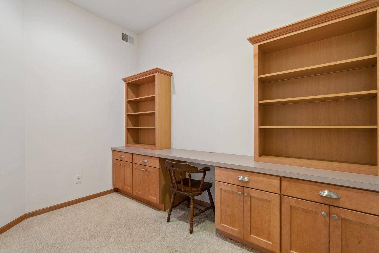 1244 County Road D E, #205, Maplewood, MN 55109 1244 County Road D E, #205, Maplewood, MN 55109