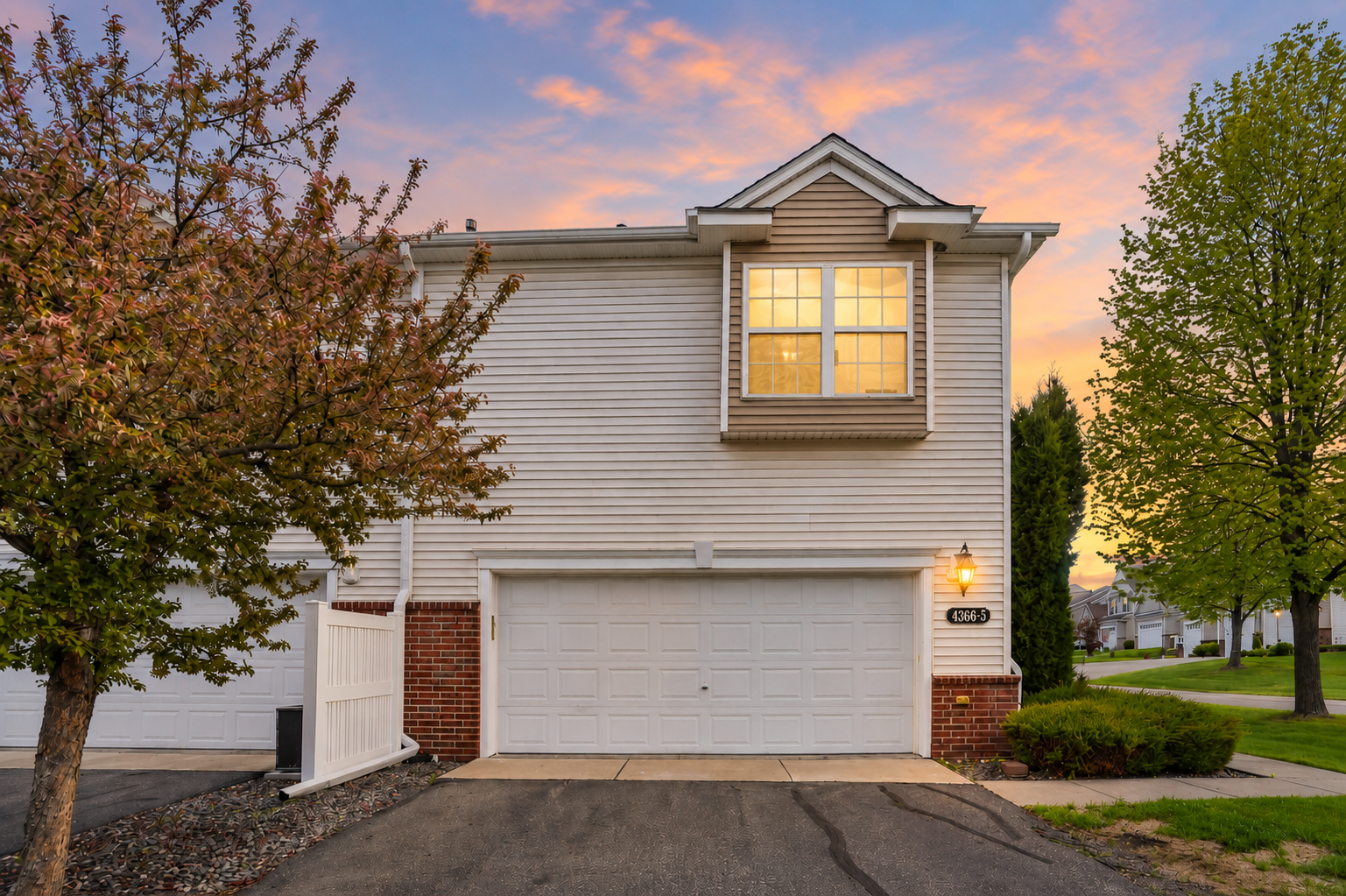 4360 Empress Drive N, #5, Hugo, MN 55038 Virtually staged dusk