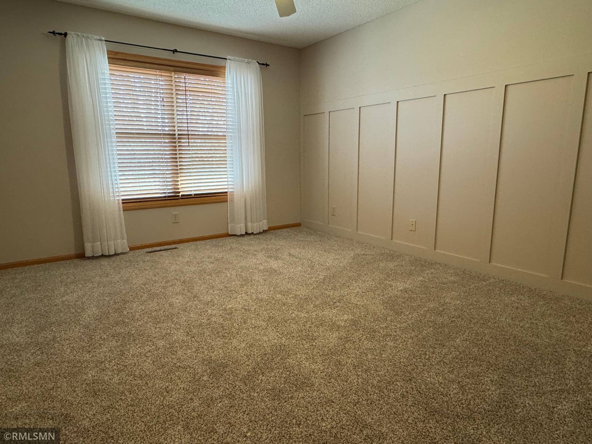 12757 Ferrara Avenue N, Hugo, MN 55038 12757 Ferrara Avenue N, Hugo, MN 55038