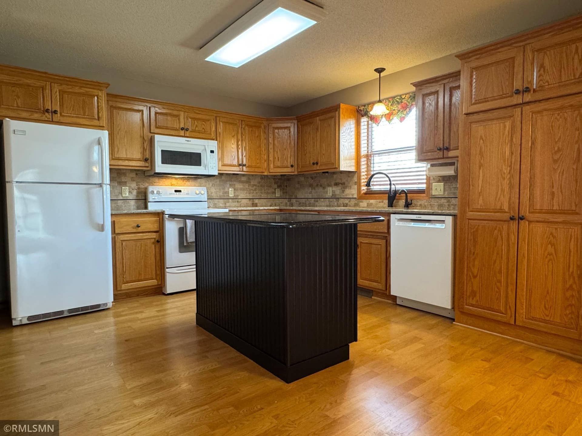 12757 Ferrara Avenue N, Hugo, MN 55038 12757 Ferrara Avenue N, Hugo, MN 55038