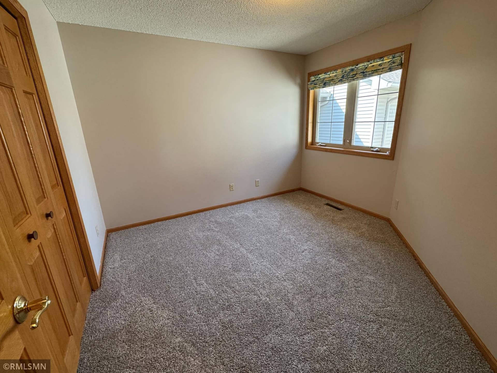 12757 Ferrara Avenue N, Hugo, MN 55038 12757 Ferrara Avenue N, Hugo, MN 55038