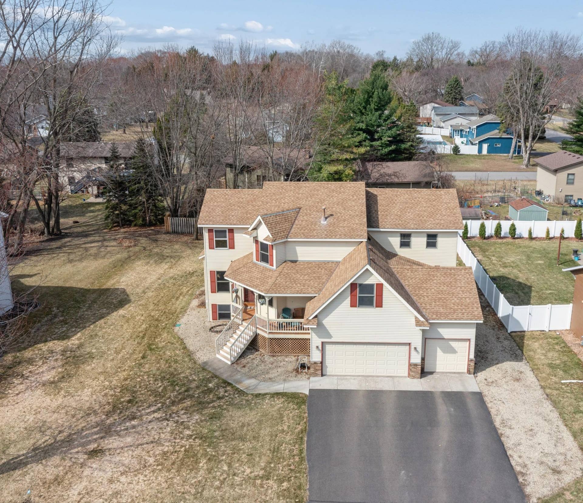 5335 Barry Lane, White Bear Lake, MN 55110 5335 Barry Lane, White Bear Lake, MN 55110
