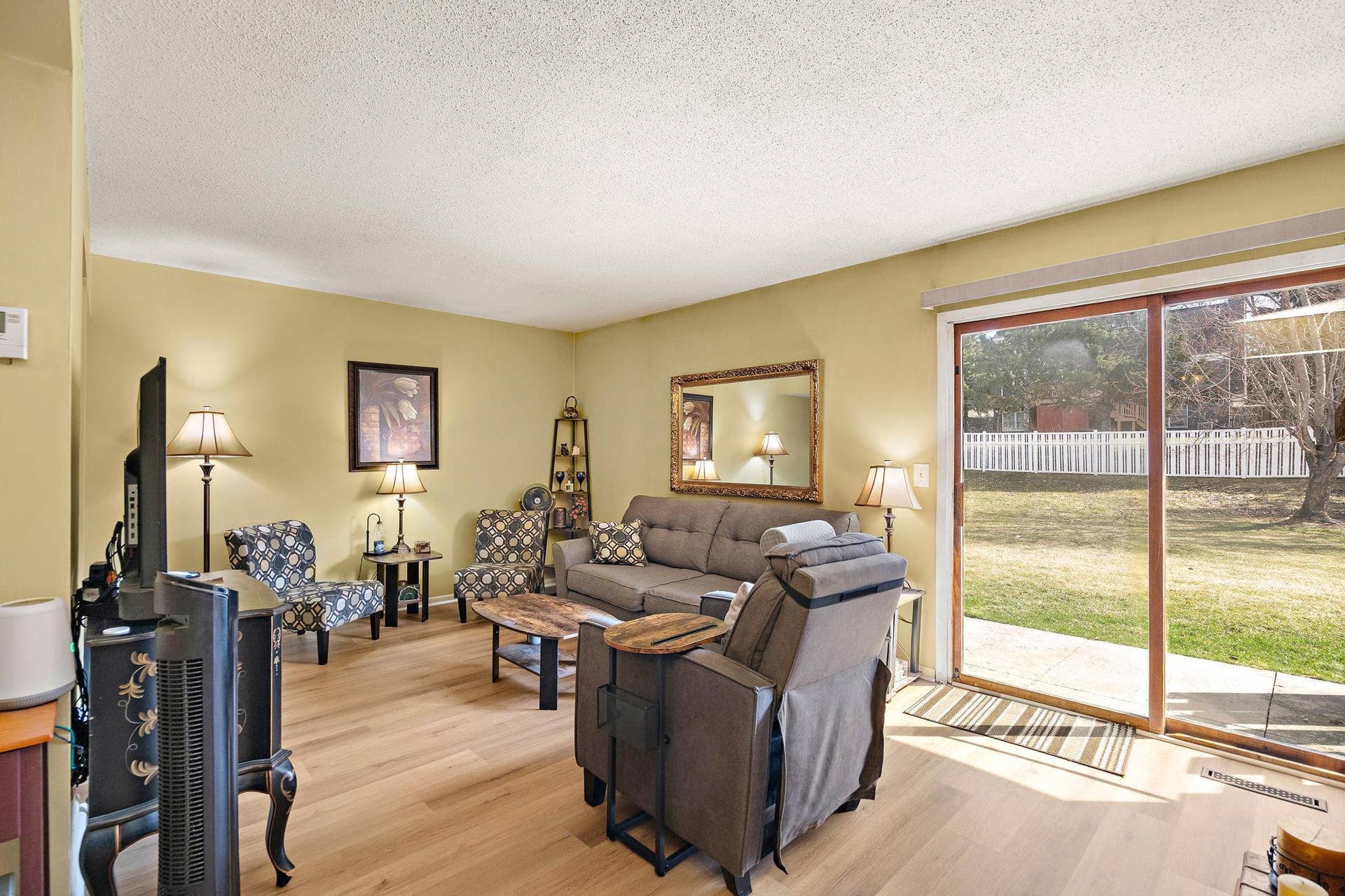 418 Dorland Place, Maplewood, MN 55119 3-web-or-mls-418-dorland-pl.jpg