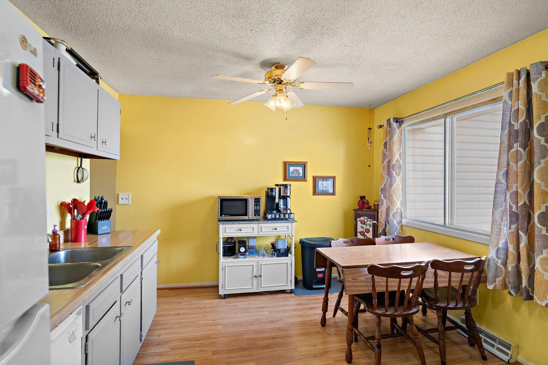 418 Dorland Place, Maplewood, MN 55119 7-web-or-mls-418-dorland-pl.jpg