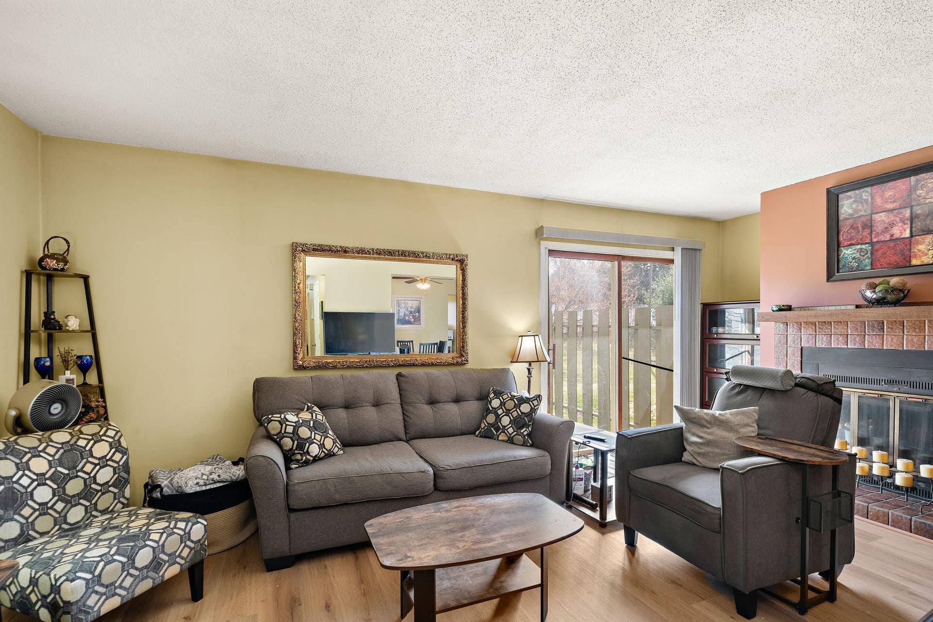 418 Dorland Place, Maplewood, MN 55119 2-web-or-mls-418-dorland-pl.jpg