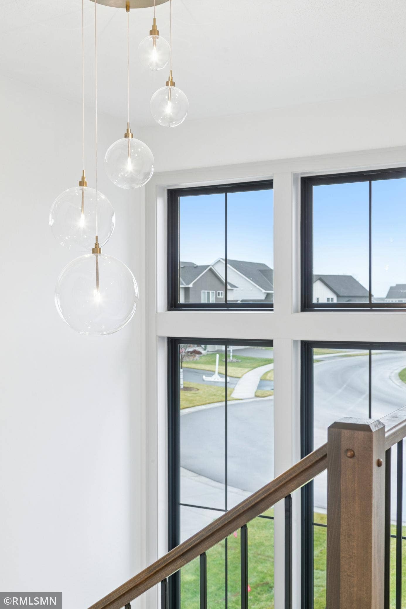 5042 Airlake Draw, Woodbury, MN 55129 5042 Airlake Draw - Spacecrafting - 0033.jpg