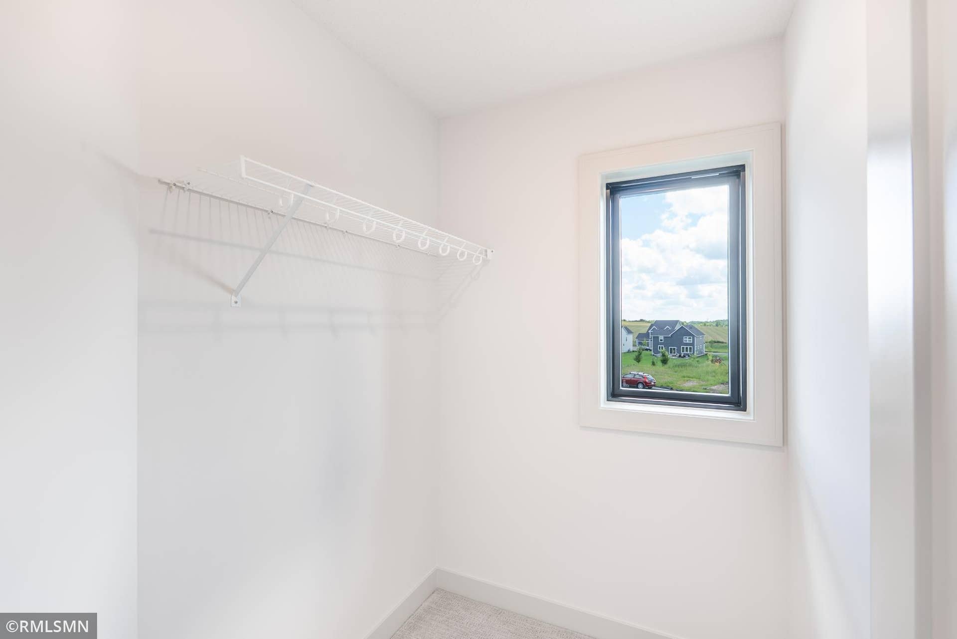 5058 Airlake Draw, Woodbury, MN 55129 DSC02722-Edit.jpg