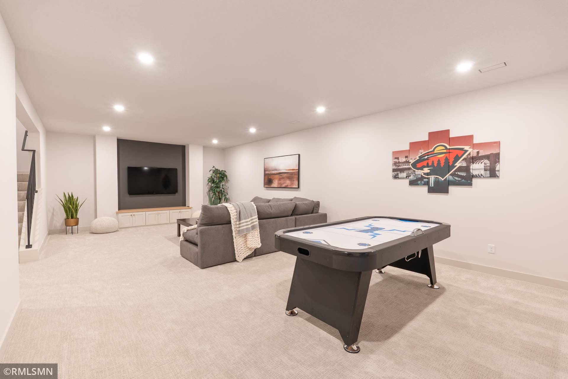 5058 Airlake Draw, Woodbury, MN 55129 DSC02787-Edit.jpg