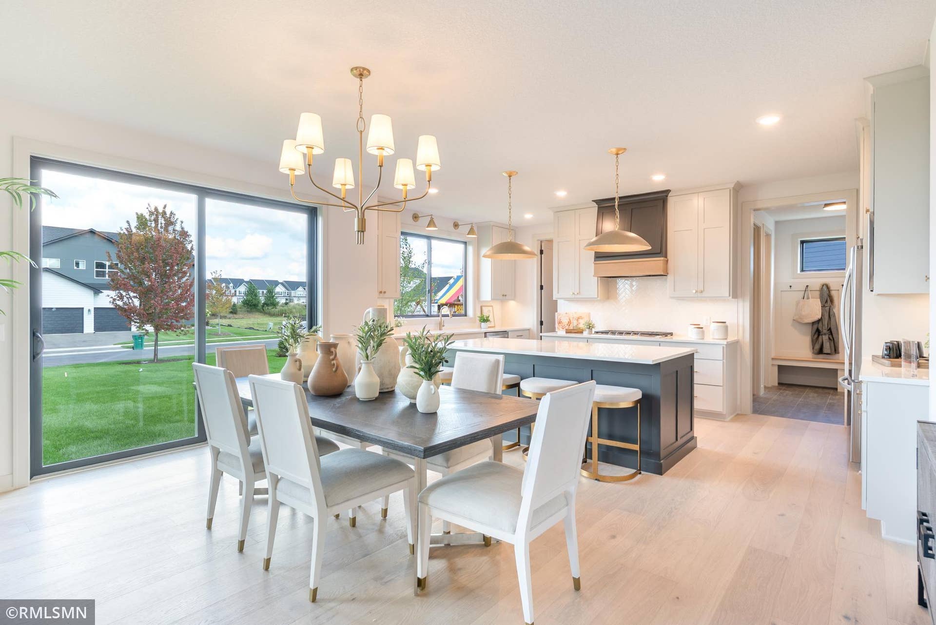 5058 Airlake Draw, Woodbury, MN 55129 DSC02572-Edit.jpg