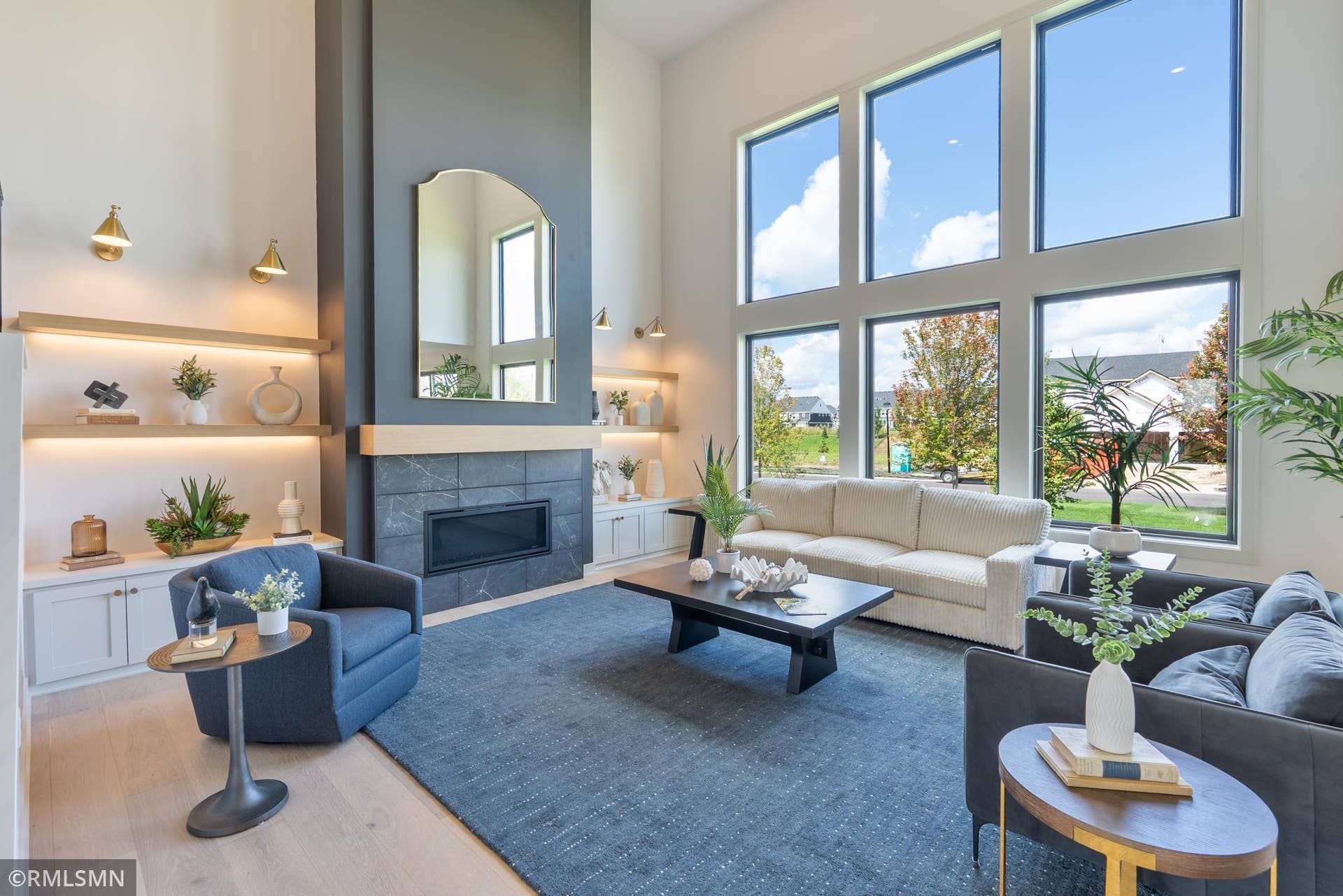 5058 Airlake Draw, Woodbury, MN 55129 DSC02522-Edit.jpg