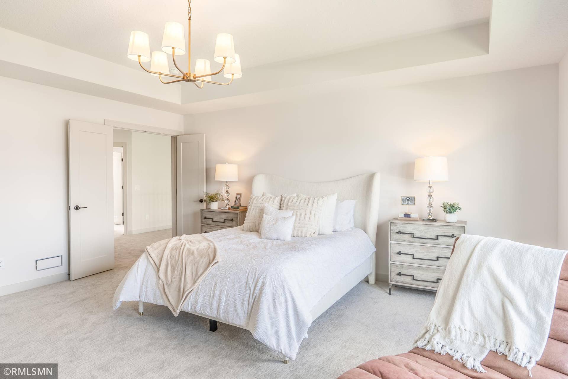 5058 Airlake Draw, Woodbury, MN 55129 DSC02672-Edit.jpg