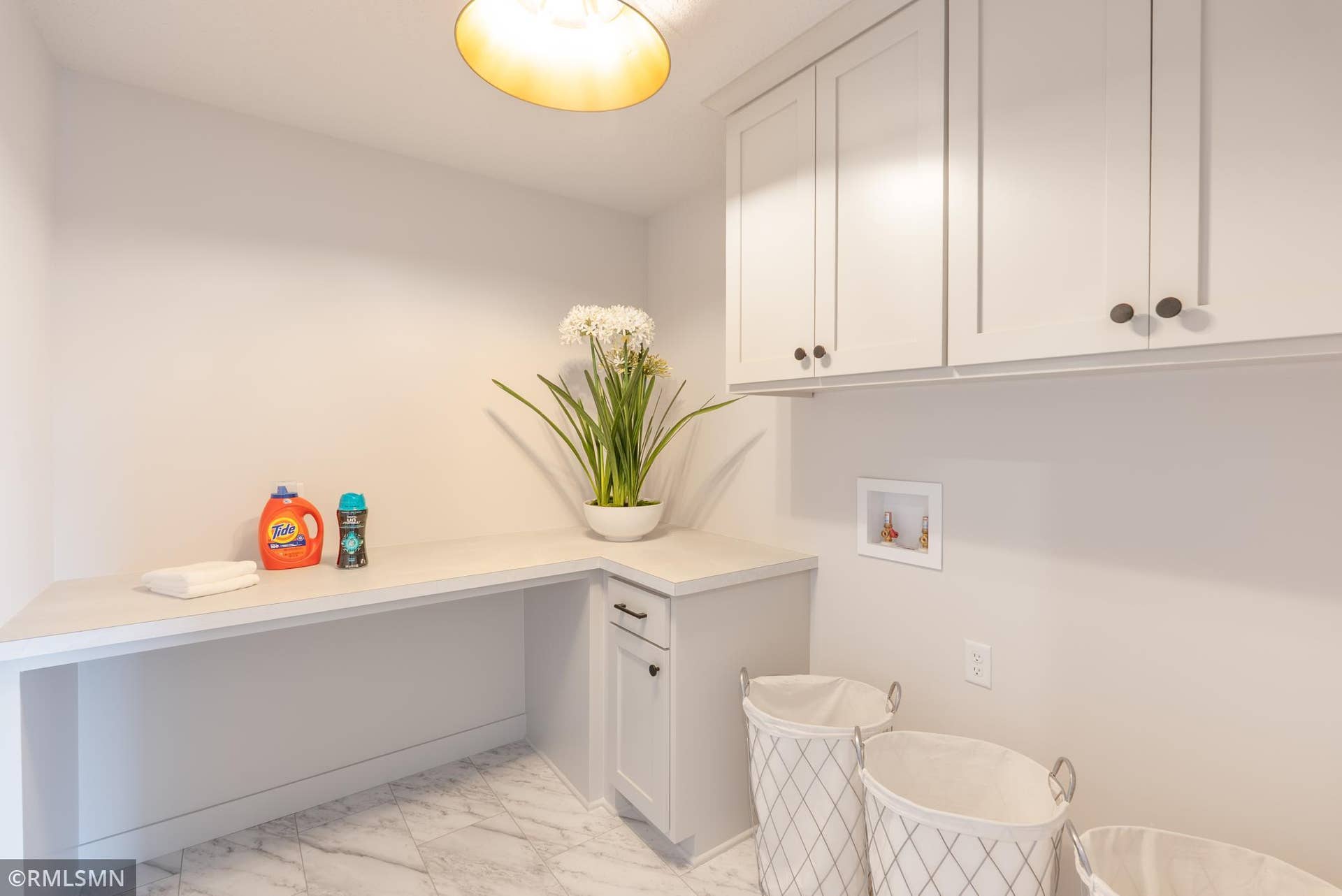 5058 Airlake Draw, Woodbury, MN 55129 DSC02737-Edit.jpg