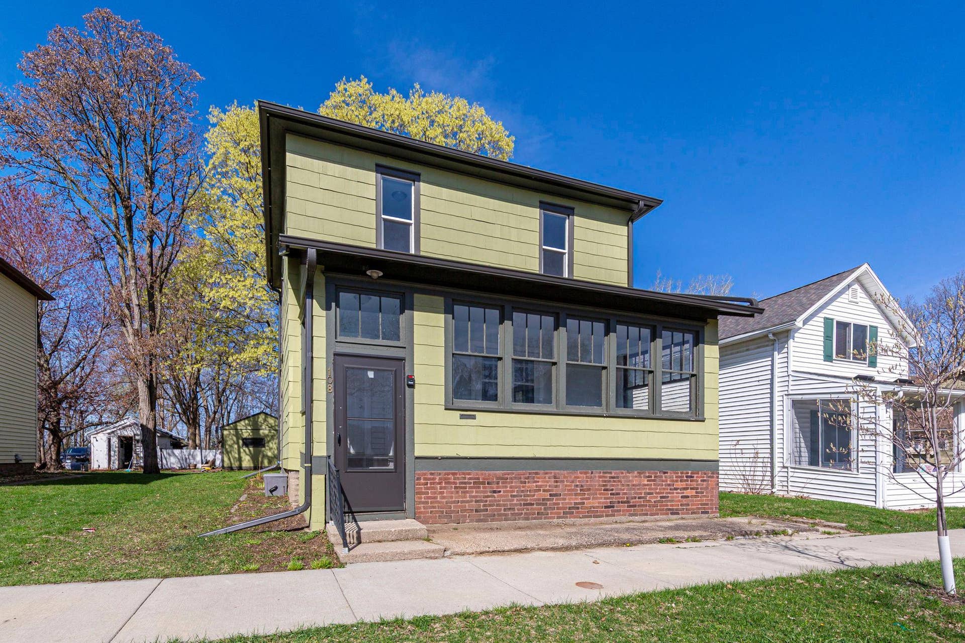108 Florence Street, Mankato, MN 56001 1-web-or-mls-1 Front.jpg