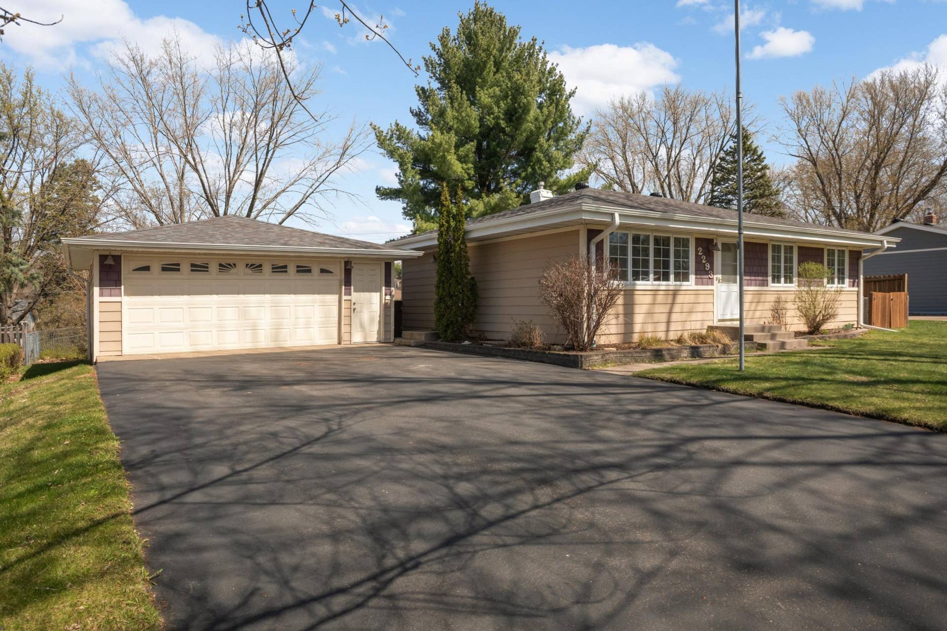 2293 Golfview Drive, White Bear Lake, MN 55110
