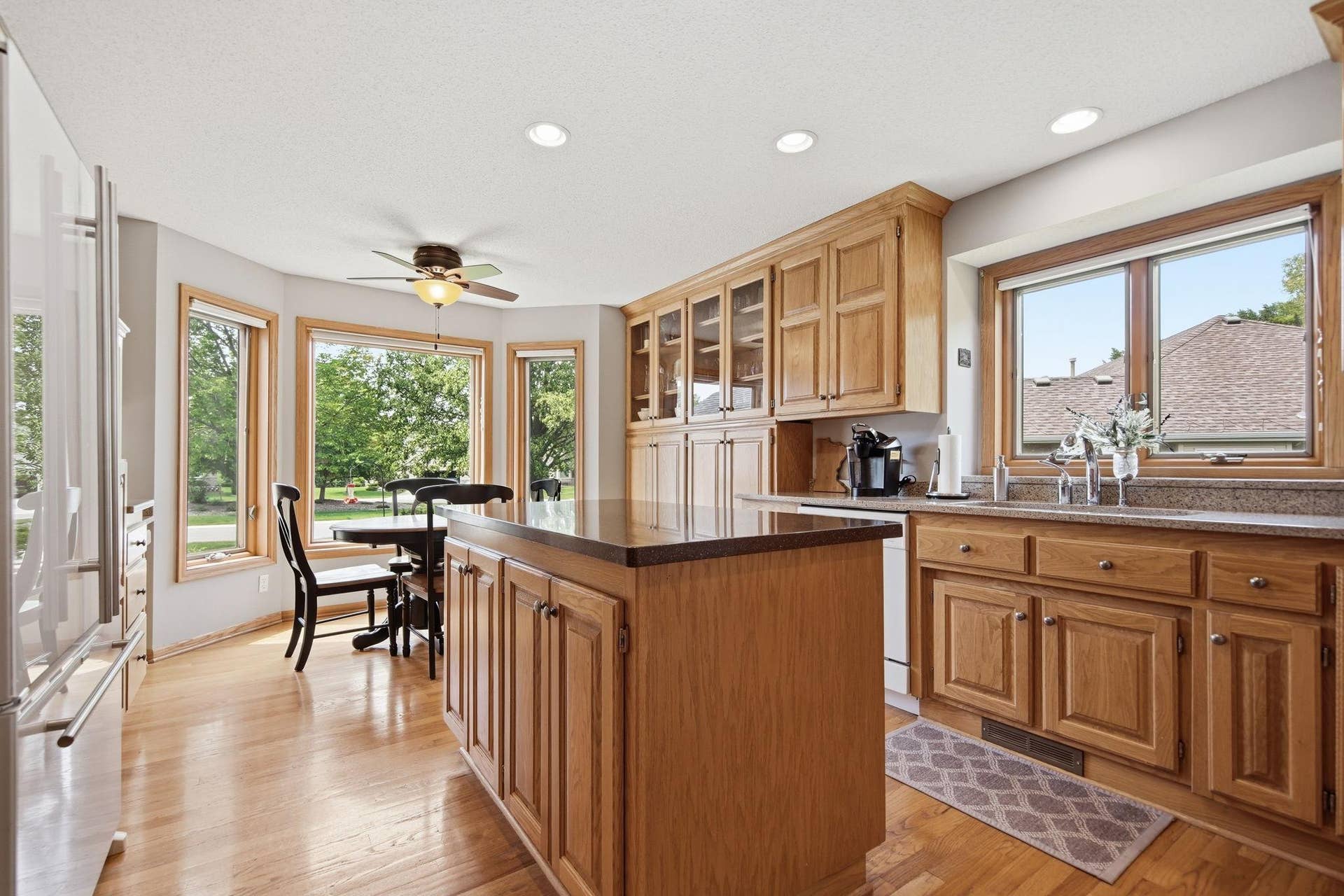 2579 Parkview Court, White Bear Lake, MN 55110 Welcome home!