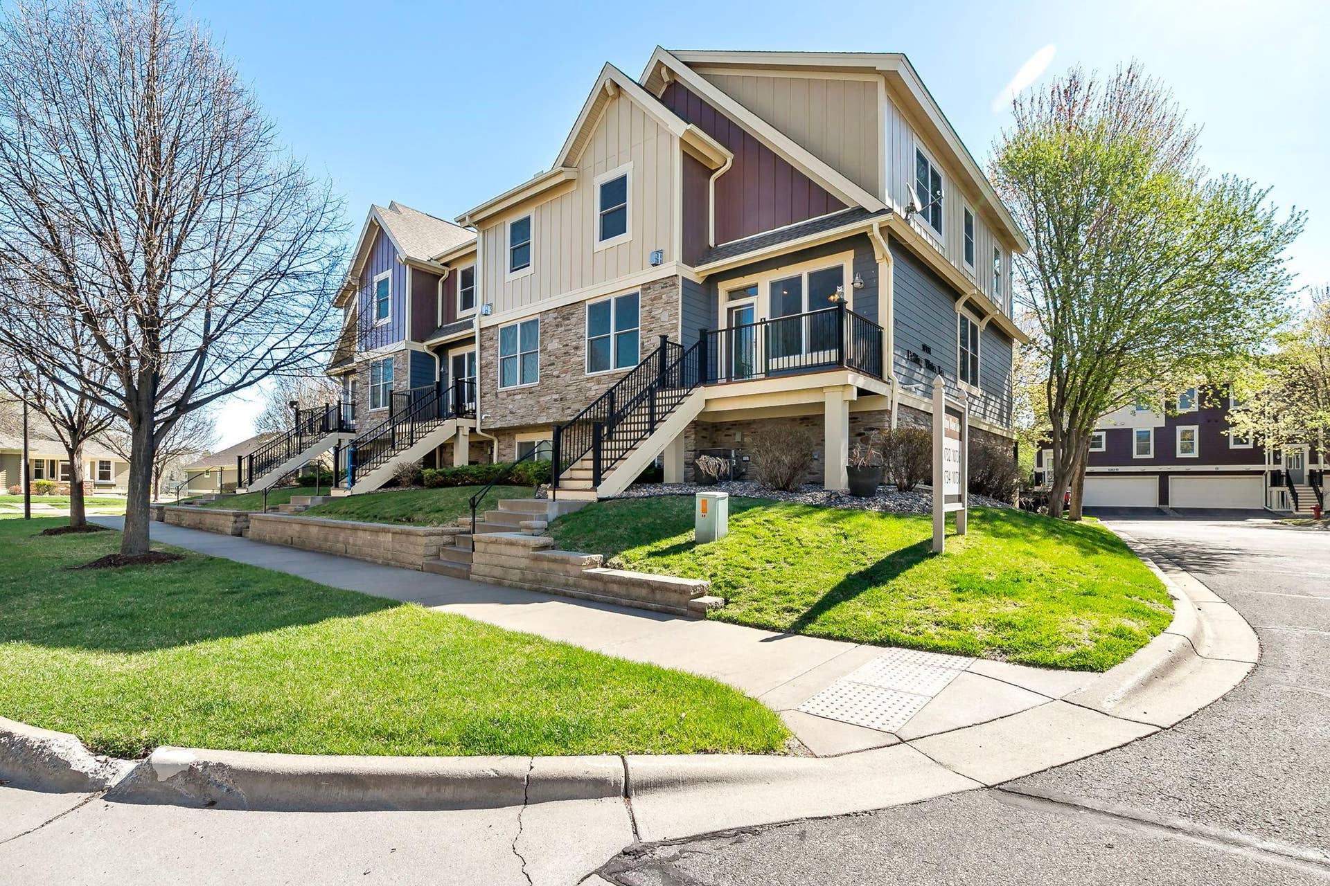 10732 Falling Water Lane, #A, Woodbury, MN 55129 10732 Falling Water Lane, #A, Woodbury, MN 55129